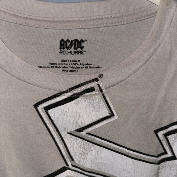 AC/DC Band Rock 80s Rockwear Men’s Tshirt SZ Medium - Picture 2 of 4